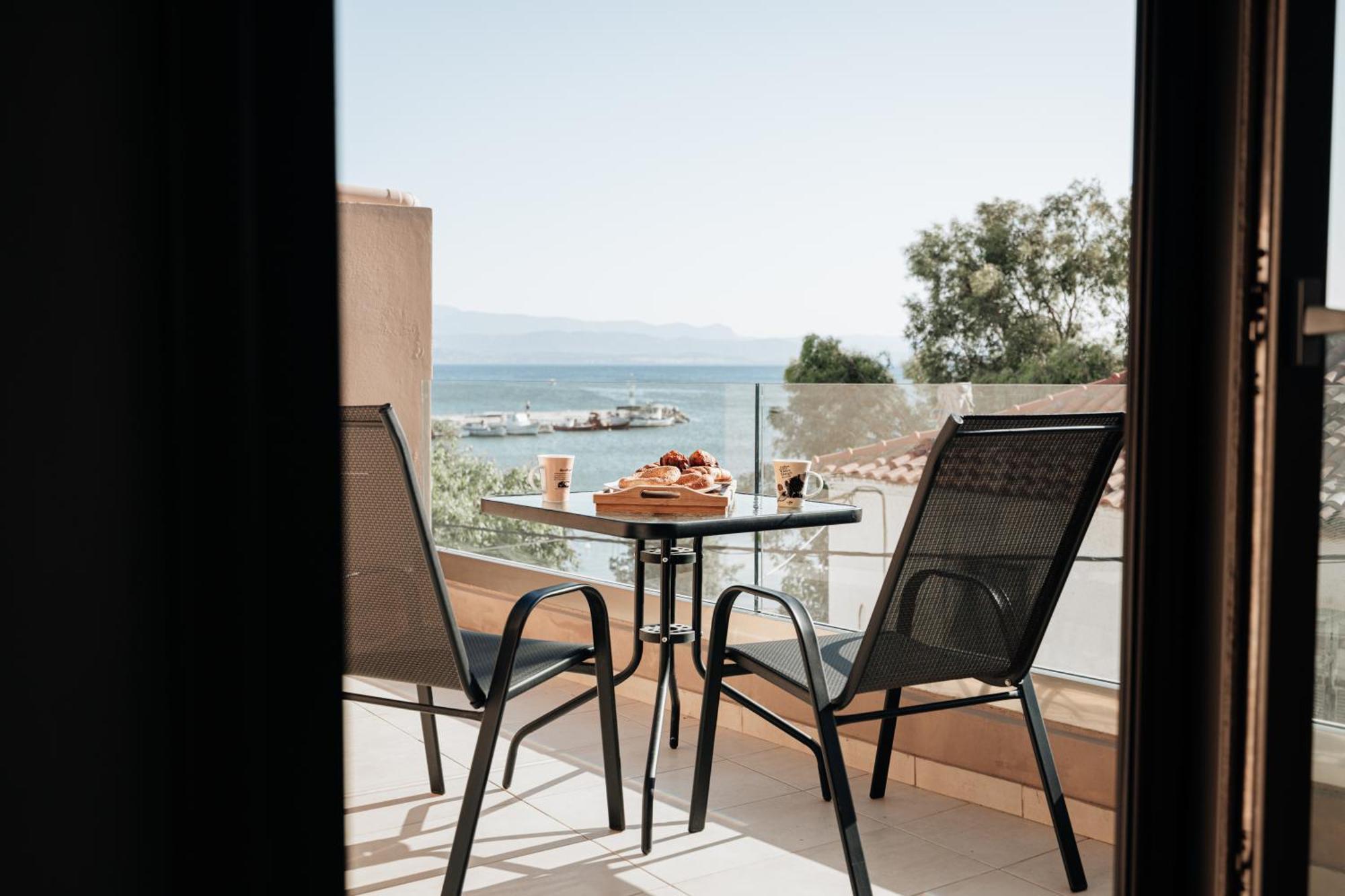 Filippos Apartments Amarynthos Eksteriør billede