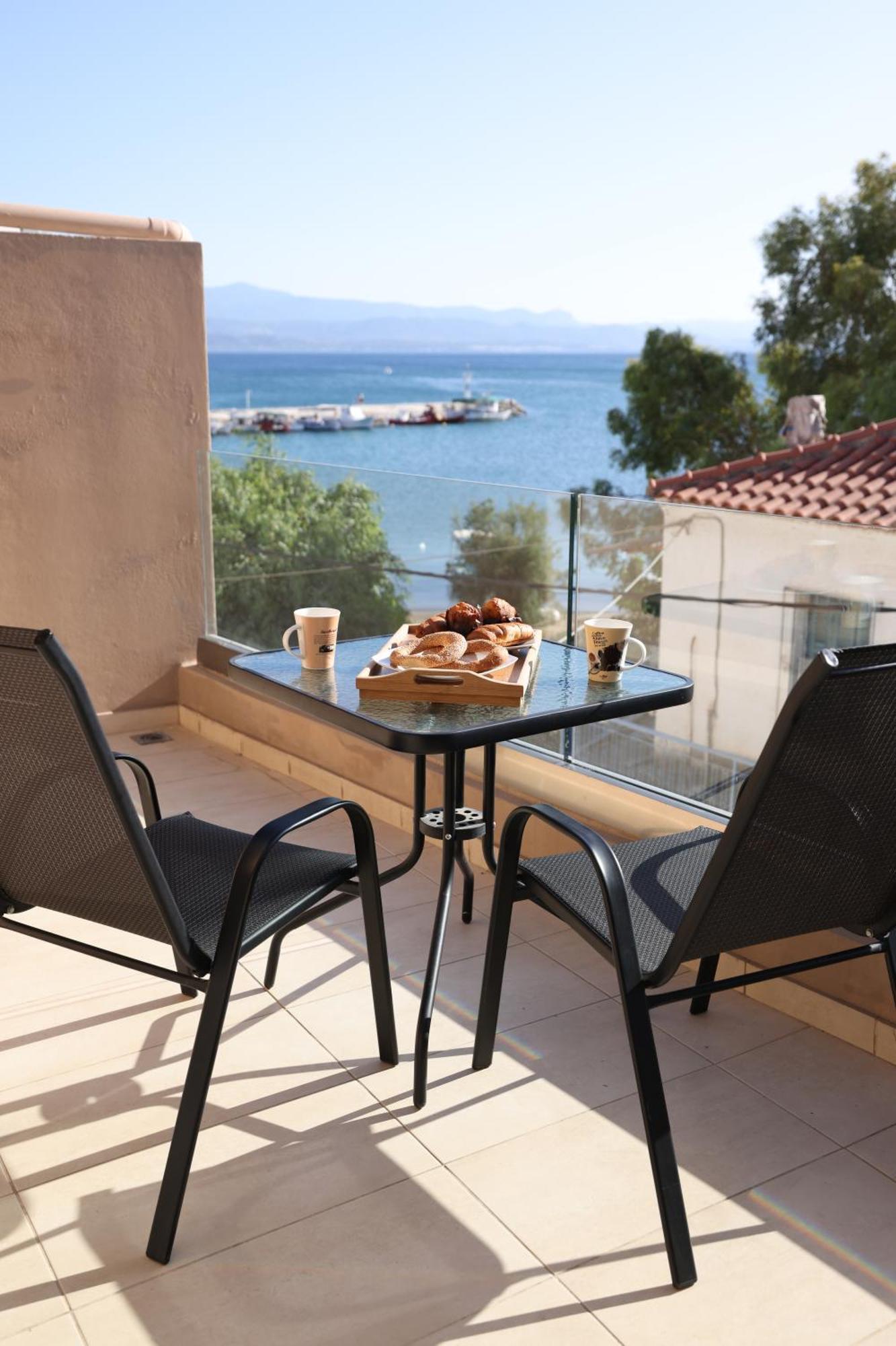 Filippos Apartments Amarynthos Eksteriør billede